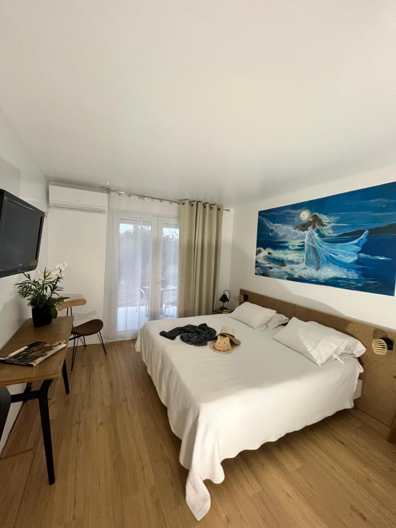 Artemia - Avec Piscine Hotel Aigues-Mortes