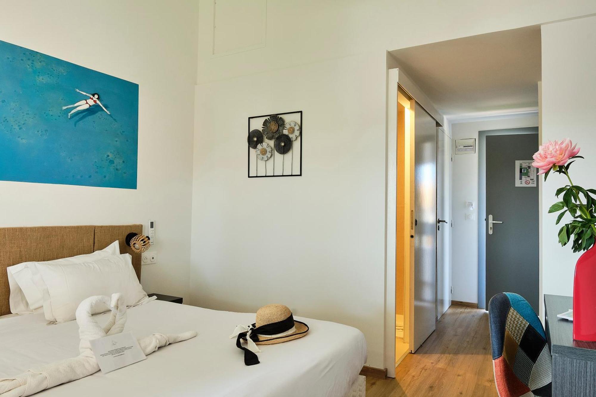 Hotel Artemia - Avec Piscine 2*