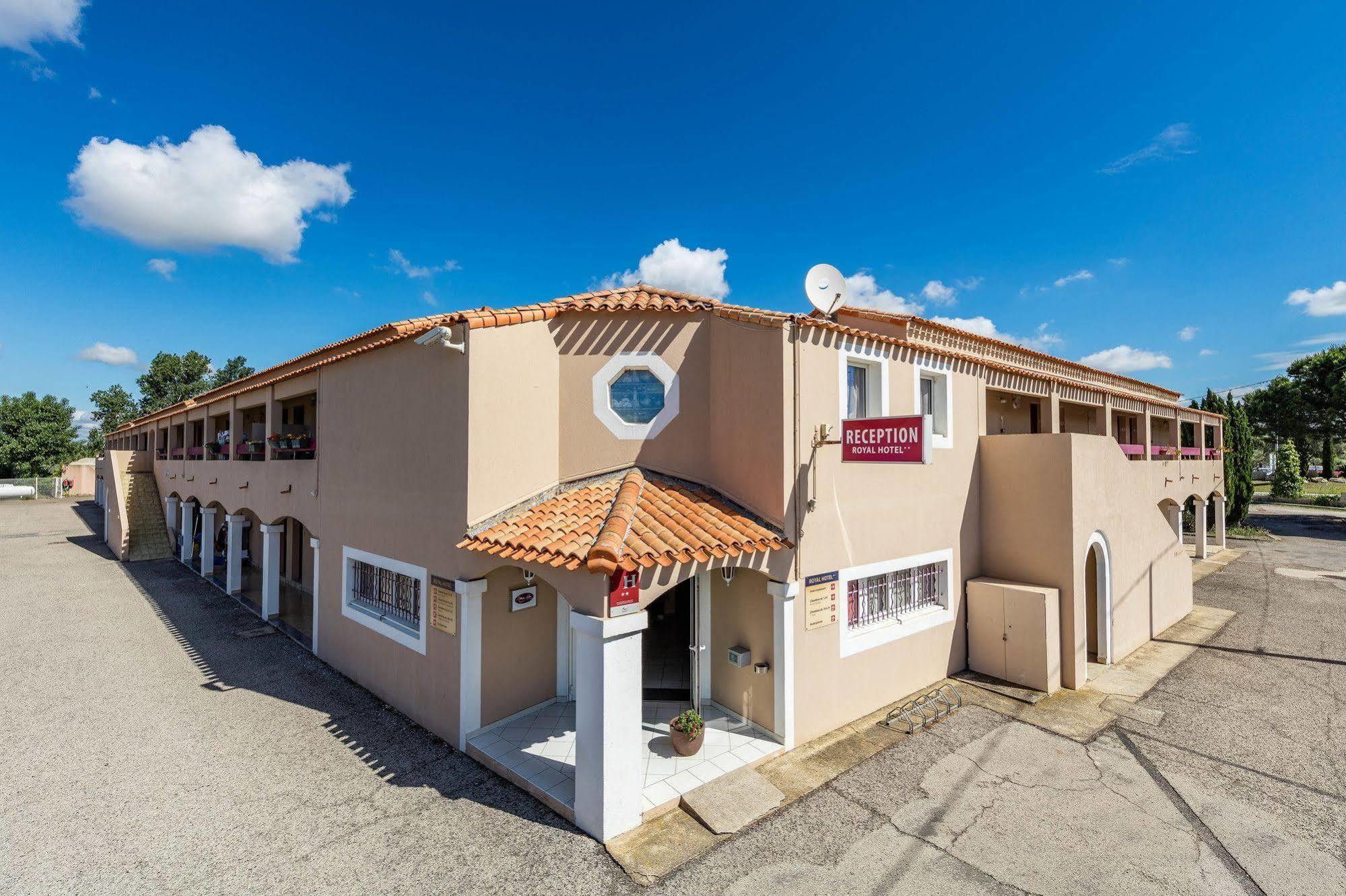 Hotel Artemia - Avec Piscine 2*