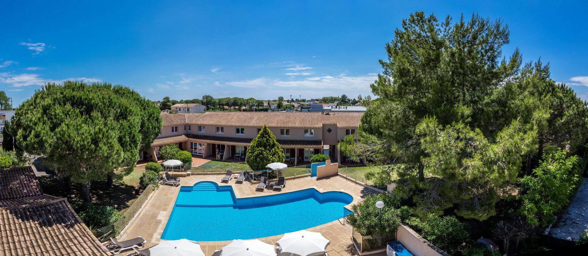 Artemia - Avec Piscine Hotel